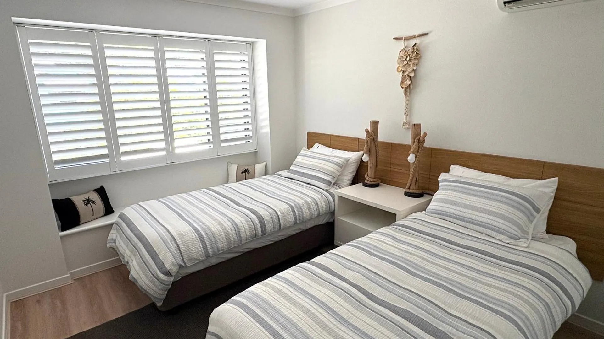 Spacious, 2 Bedroom Townhouse In Noosaville Resort Australia